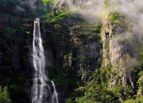 Bambarakanda Falls: Tallest Waterfall In Sri Lanka