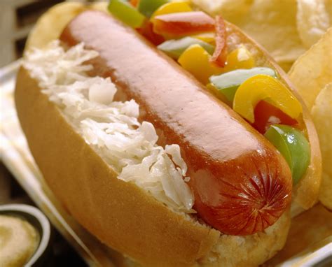 8 Great Hot Dogs to Try in Chicago