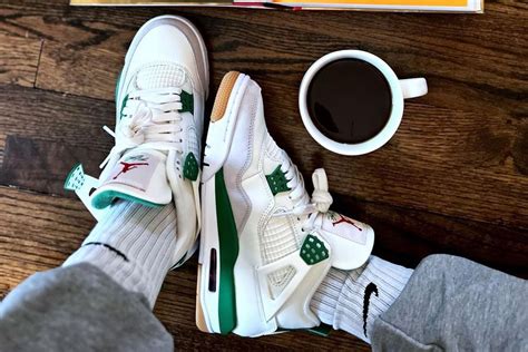 Here’s How People Are Styling the Nike SB x Air Jordan 4 ‘Pine Green’