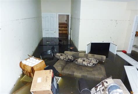 What happens during water and flood damage | D-Mac Restoration Inc