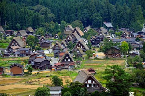 Historic Villages of Shirakawa-go and Gokayama - GoUNESCO | Japonya seyahat, Manzara, Japonya