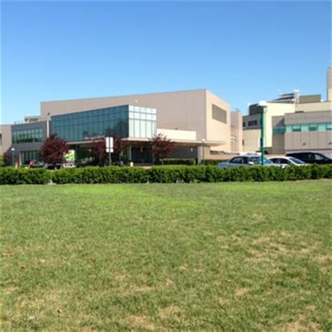 Staten Island University Hospital North Campus - 13 Photos & 32 Reviews ...