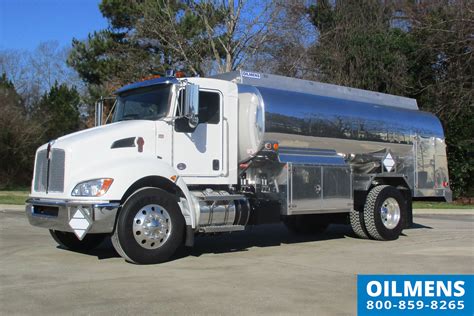 Oilmens Fuel Truck Stock 0713 - Fuel Trucks | Tank Trucks | Oilmens