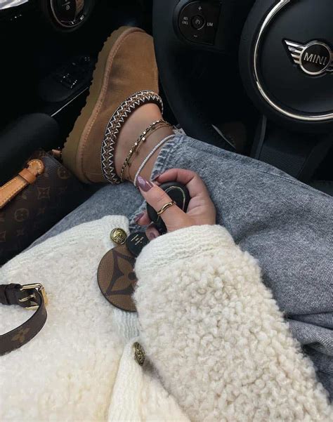 15+ Ugg Tasman Outfits That Made Us Buy These Cozy Slippers