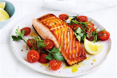 Salmon with parsley salad