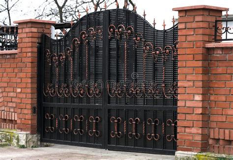 Brick Fence and Forged Gate Stock Image - Image of artwork, oldfashioned: 172878097