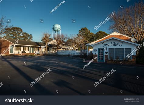 Chincoteague Va Usa 7 March 2021 Stock Photo 2008121654 | Shutterstock