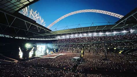 H&L Updates on Twitter: "RT @wembleystadium: Can we do it all over again? #LoveOnTour"