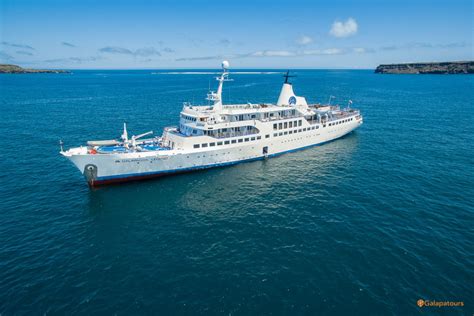 Top 5 Tips for Cruising the Galapagos Islands Ecuador