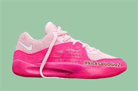 Nike KD 16 "Aunt Pearl" / New Images - EUKICKS