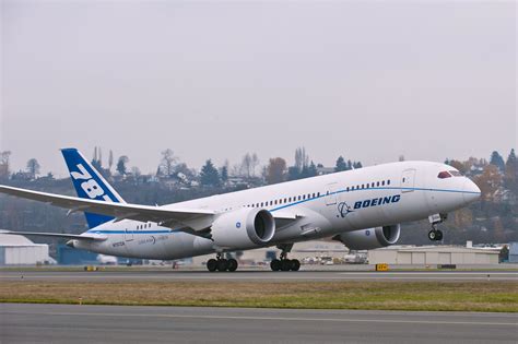 PHOTOS: The Wonderful Liveries of the Boeing 787 Dreamliner ...