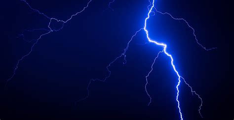 Blue Lightning Thunder Cool Wallpapers - Tsubasa Wallpaper