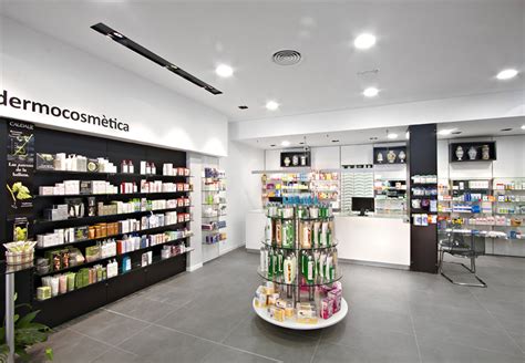 Small Pharmacy Shop Interior Design Ideas - Retail Shop Interior Design & Store Layout Design