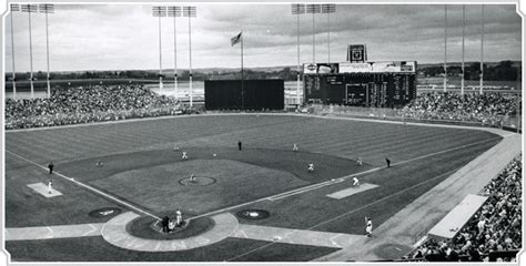 Minnesota Twins - 1960's Metropolitan Stadium | Metropolitan stadium, Baseball stadium, Twins ...