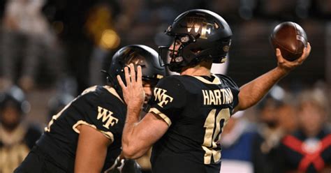 How Notre Dame QB Sam Hartman dazzled as dual-threat vs Army