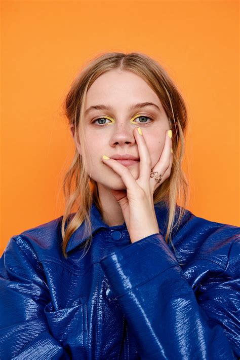 victoria on Twitter | Angourie rice, Girl poses, Female character inspiration