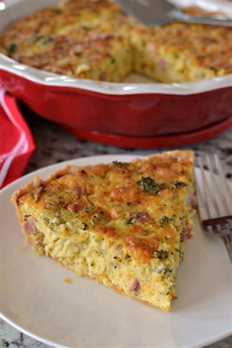 How to Make an Easy Ham and Cheese Quiche | Small Town Woman