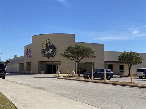 HEB’s Failed Concept store in Northwest Houston – Houston Historic Retail