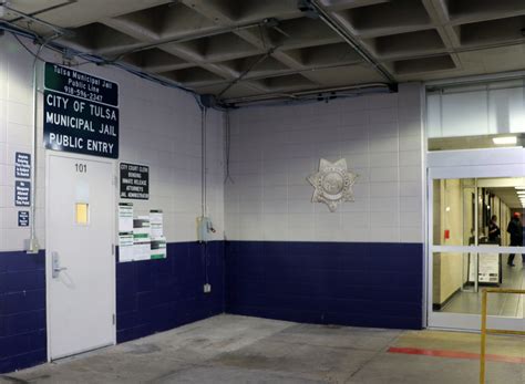 Split between city and county over jail has some inmates spending time in two facilities