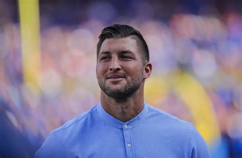 Tim Tebow faith-based film ‘Run The Race’ acquired by Roadside Attractions