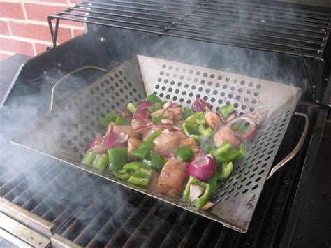 Barbecue Master: Grill Wok Chicken on the Char Broil Urban Grill