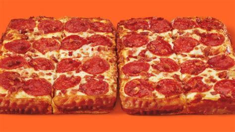 Little Caesars Builds Wall of Bacon Around Deep Dish Pizza - PMQ Pizza Magazine