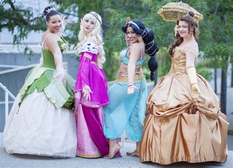 Princess Tiana - Cosplay.com