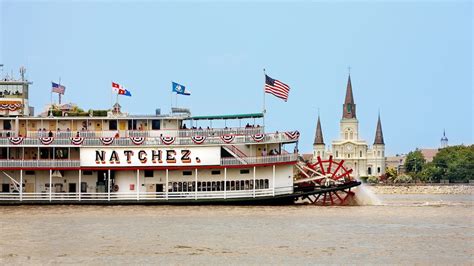 New Orleans City Sightseeing Tour and Steamboat Jazz Cruise