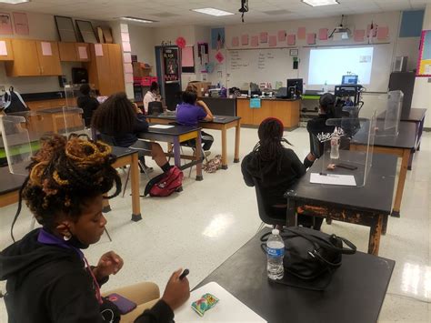 Lang Middle School students challenge themselves to another win | The Hub