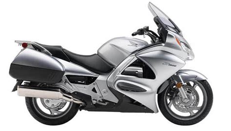 Honda ST1300 Rentals Specifications | EagleRider