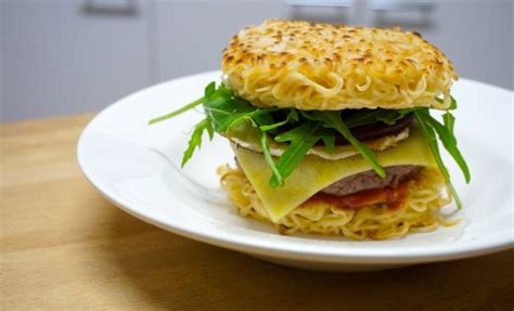 Ramen Burger | DAMMIT JANET I LOVE FOOD