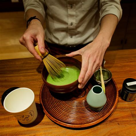 How to make matcha tea at Ippodo, Kyoto - Living + Nomads – Travel tips, Guides, News & Information!