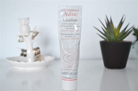 rêveriebelle beauty blog: Review: Avene Cicalfate Restorative Cream