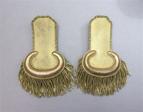 Civil War Era Boxed Lieutenant’s Epaulets With Retailer’s Label | J. Mountain Antiques