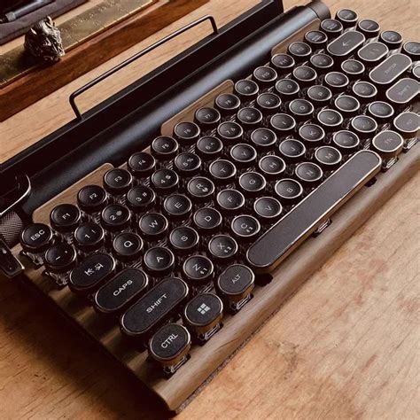 Retro Typewriter Keyboard | ArtDigest® Official Store