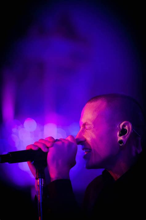 Stone Temple Pilots with Chester Bennington “Stars of The Season”16 pictures of Stone Temple ...