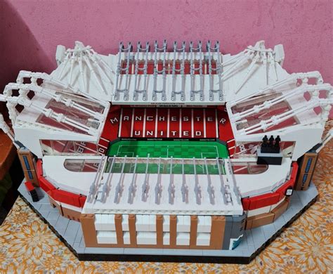 Lego Manchester United Stadium Assembled, Hobbies & Toys, Toys & Games ...