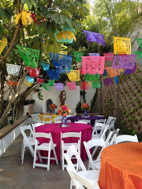 Fiesta con mucho color | Mexican party theme, Mexican party decorations ...