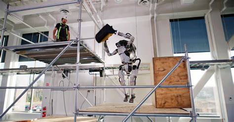 boston dynamics' humanoid robot 'atlas' effortlessly helps on construction sites