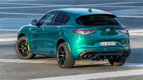 2020 Alfa Romeo Stelvio Quadrifoglio revealed alongside Giulia | evo