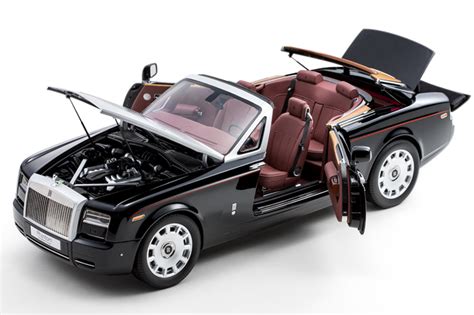 1/12 Kyosho Rolls-Royce Phantom Drophead Coupe (Black) w/ Lights Diecast Car Model ...