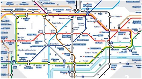 Tube strike ends on Hammersmith and City Line - BBC News