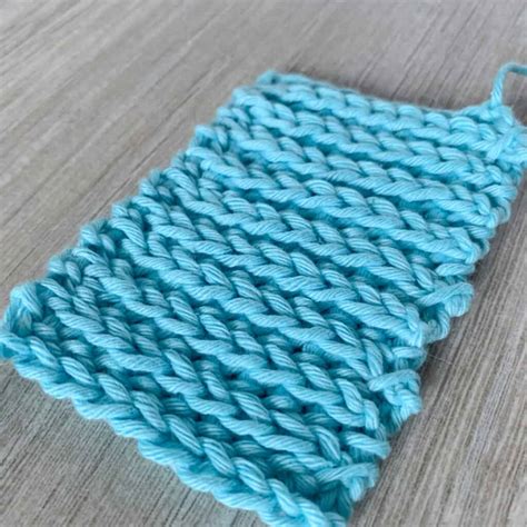 A directory of crochet rib stitch patterns and ribbing techniques - Dora Does