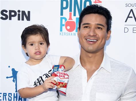 Mario Lopez and Family at Celebrity Ping-Pong Event 2016 | POPSUGAR Celebrity Photo 2