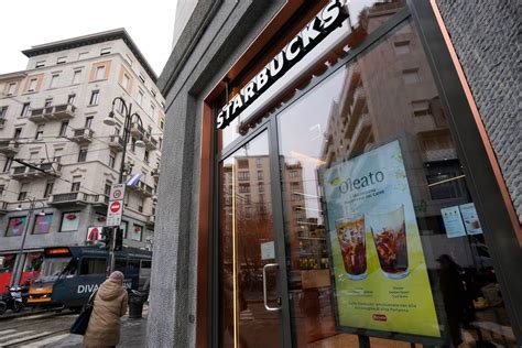 Olive oil in coffee? New Starbucks line a curiosity in Italy - Panoram Italia