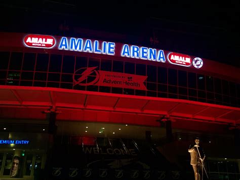 Hillsborough County to use Amalie Arena for early voting