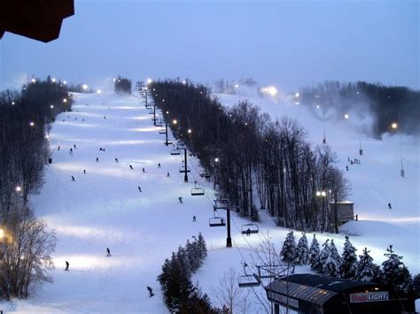 Blue Mountain Ski Resort, Collingwood, Ontario Canada. | My Travel Scrapbook | Pinterest ...