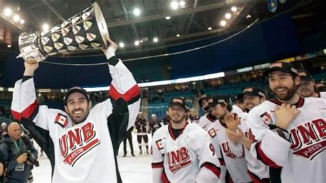 UNB awarded national men's hockey championship tournaments | CBC News