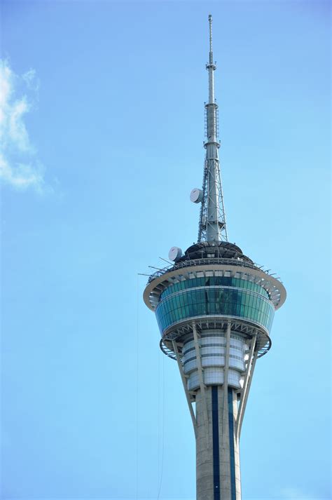 File:Top of Macau Tower.jpg