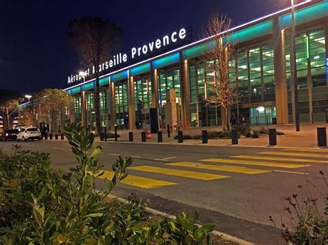 Actualités | Coronavirus : l'aéroport Marseille-Provence ferme deux de ses trois terminaux | La ...